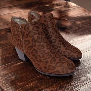 NEW Style & Co. Animal Print Boots Size 7 Ankle Black Brown Vegan Faux‎ Leather